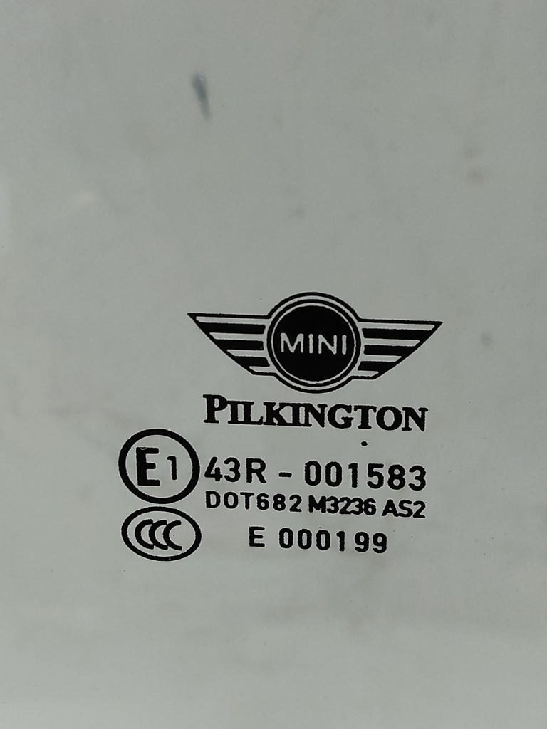 [MTD-536228] Cristal de ventana Mini Countryman Cooper D