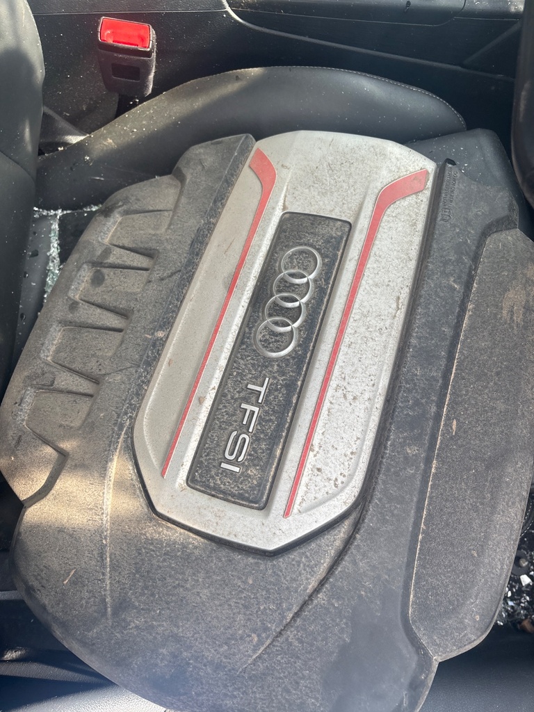 [EPE-124173] Tapa de motor Audi A3 S3