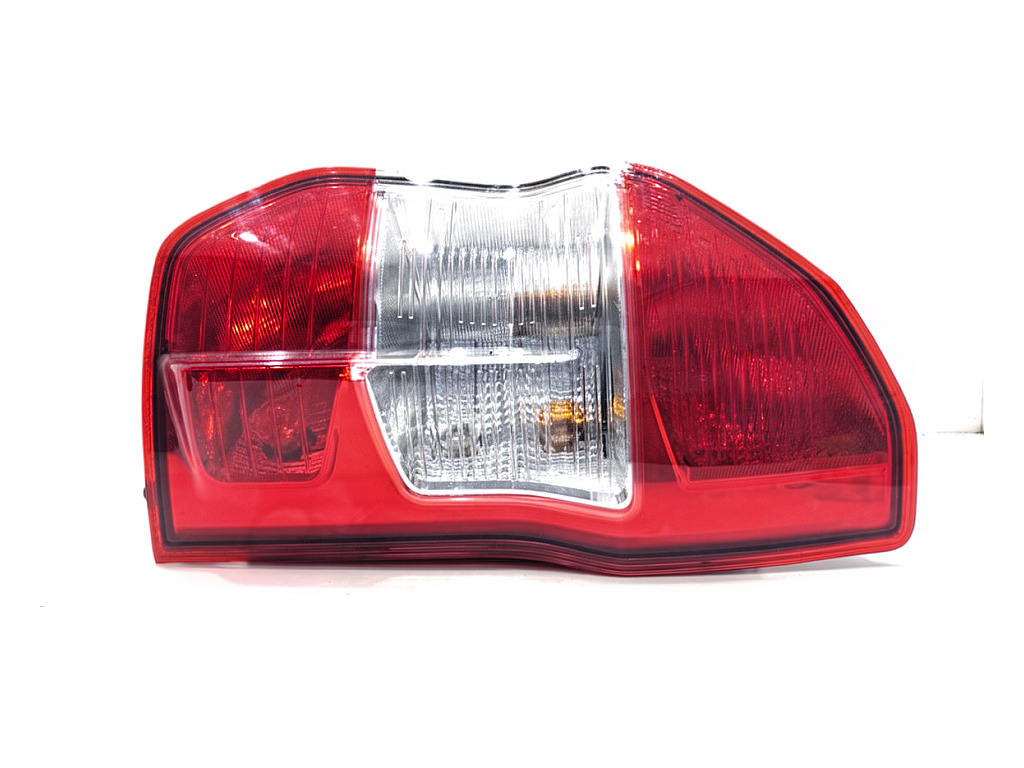 [STARK-925386] Piloto trasero derecho Ford Transit Courier