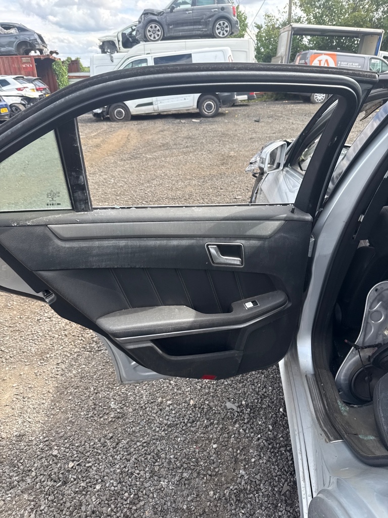 [EPE-118785] Arnés cableado puerta trasera izquierda Mercedes-Benz E-Class