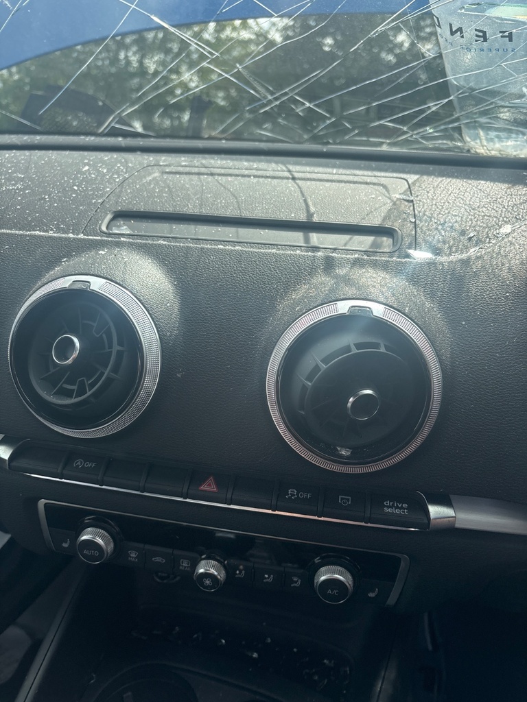 [EPE-124191] Salida de aire calefacción Audi A3 2019