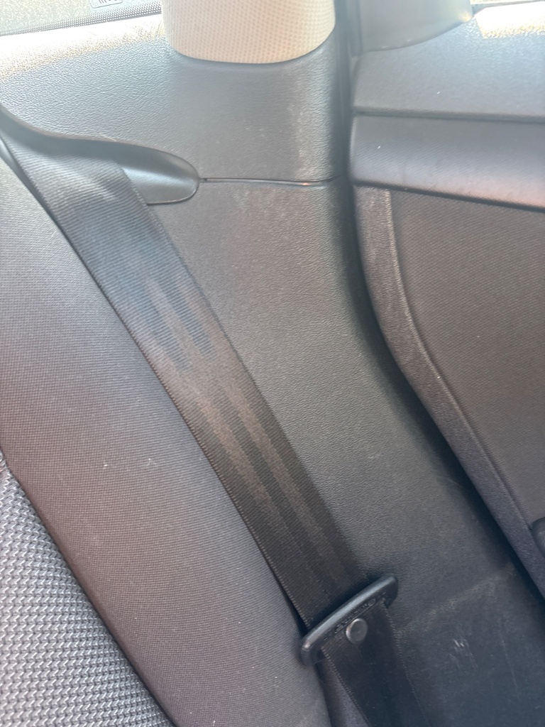 [EPE-124376] Pretensor de cinturón de seguridad trasero izquierdo Audi A3 2012