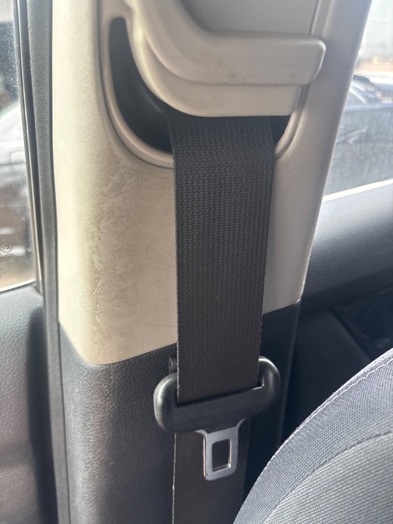 [EPE-124432] Pretensor de cinturón de seguridad delantero derecho Nissan Qashqai