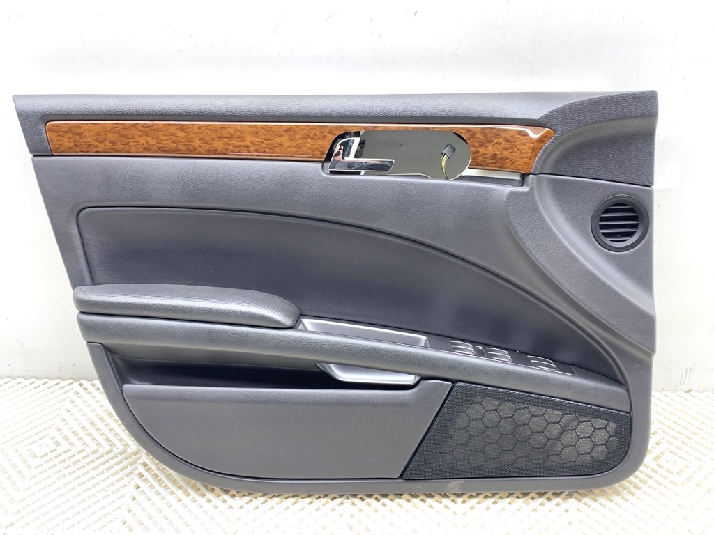 [STARK-805824] Panel de puerta delantero izquierdo VW Phaeton (3D1-3D9) 2002-2016