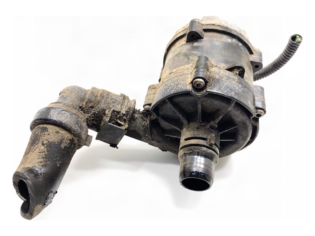 [STARK-942341] Bomba de agua adicional DS 7 (J4_, JC_)