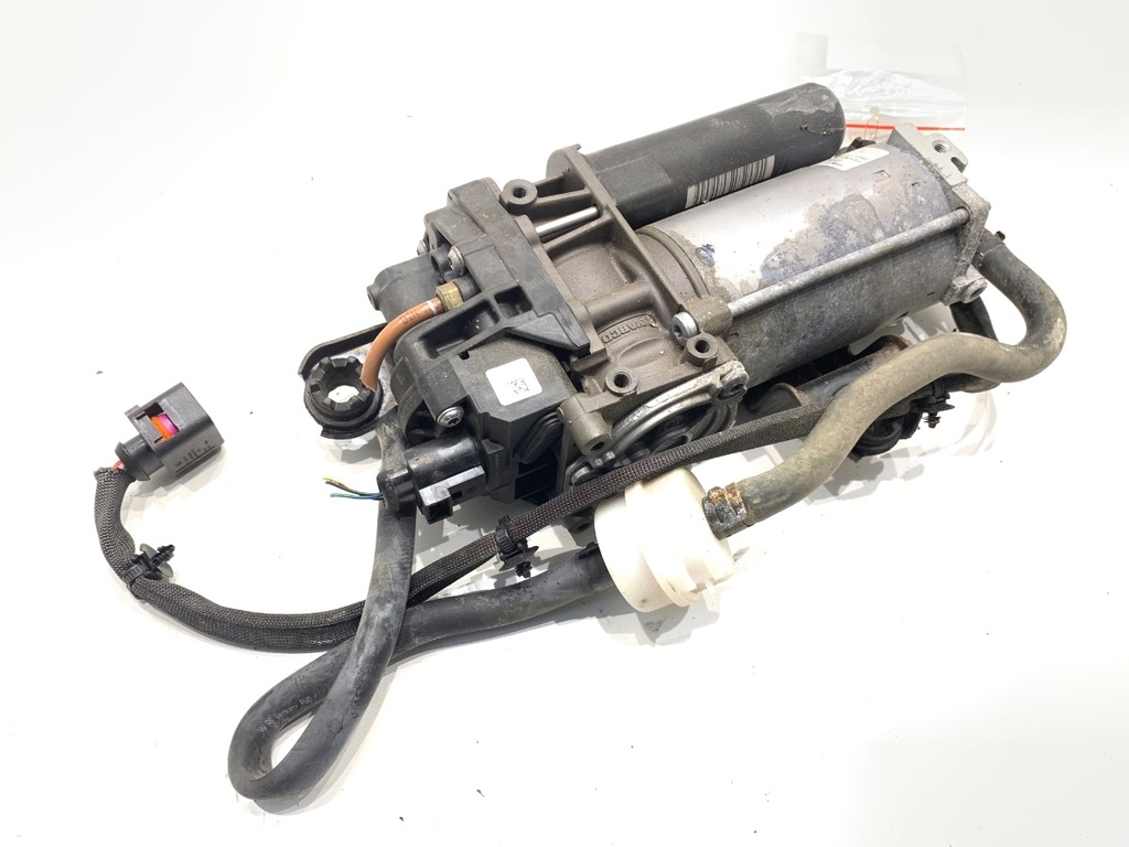 [STARK-809782] Bomba de suspensión Audi A8 D5 (4N2, 4N8) 2017-2022 50 TDI Mild Hybrid 210 kW