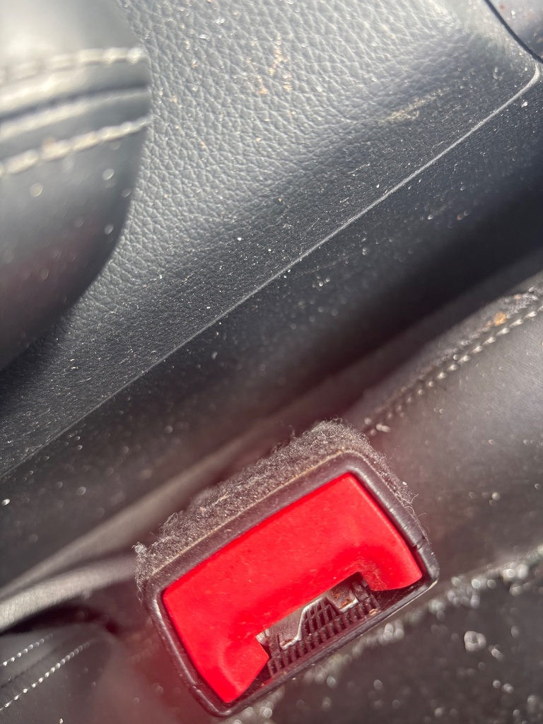 [EPE-124198] Hebilla de cinturón de seguridad delantero derecho Audi A3 S3