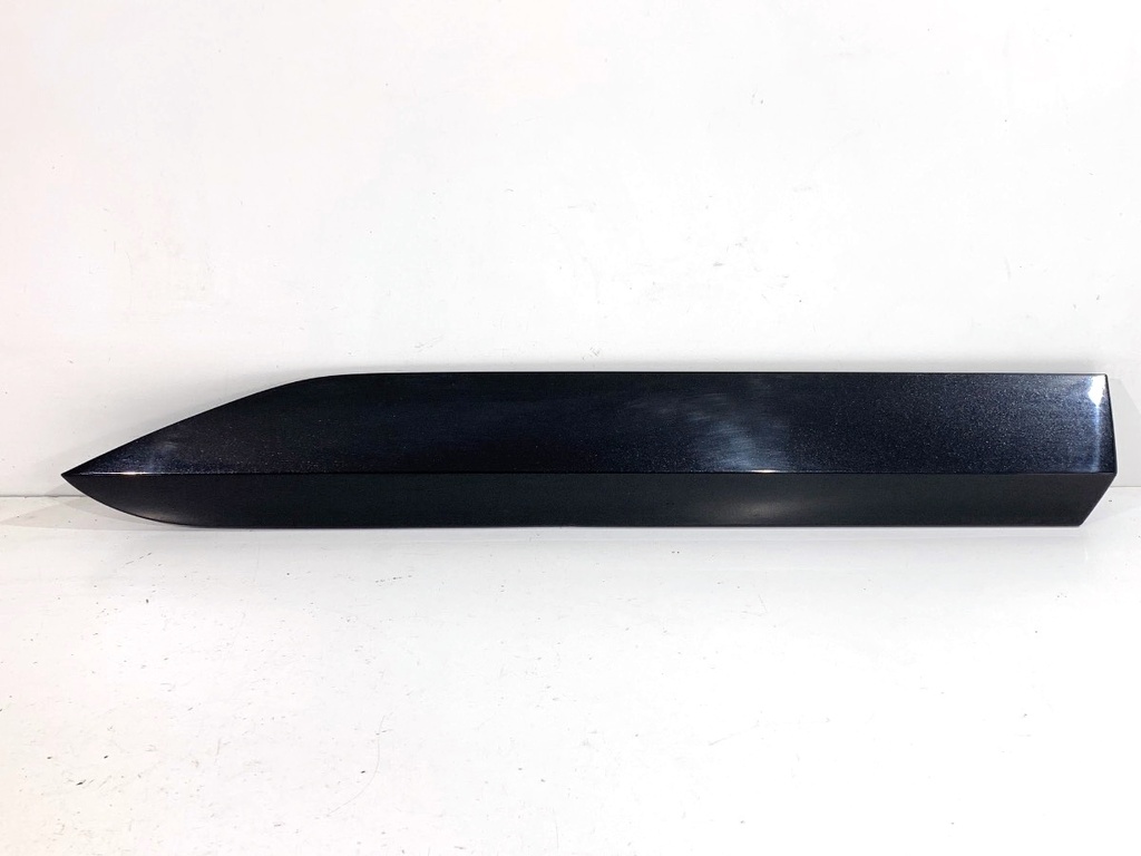 [STARK-857962] Panel de puerta trasero derecho Skoda Superb III (3V3)