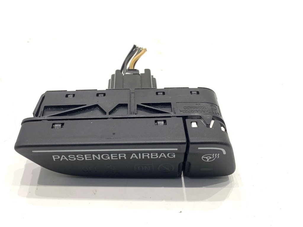 [STARK-860464] Interruptor Ford USA Escape III