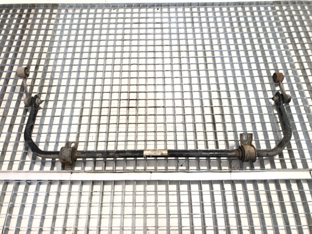 [STARK-861657] Bieleta de suspensión trasera Renault Master III