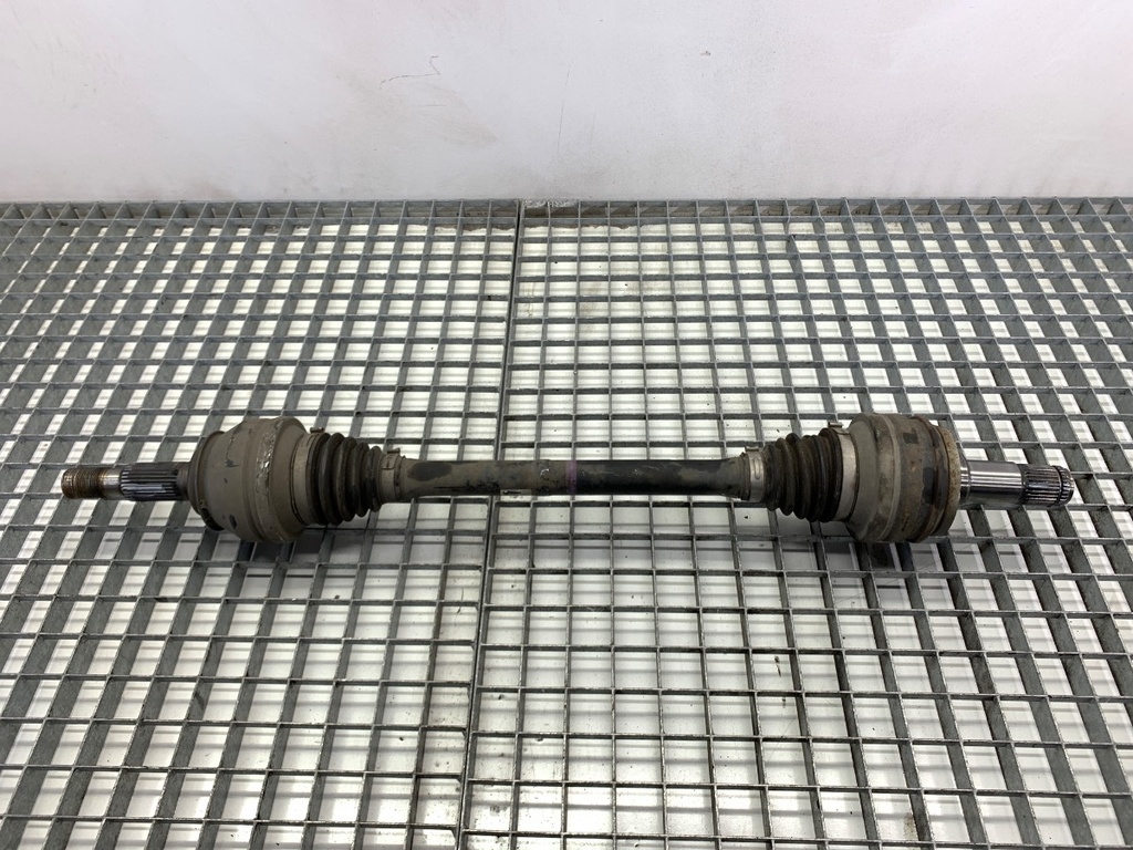 [STARK-862479] Palier trasero izquierdo Lexus IS III