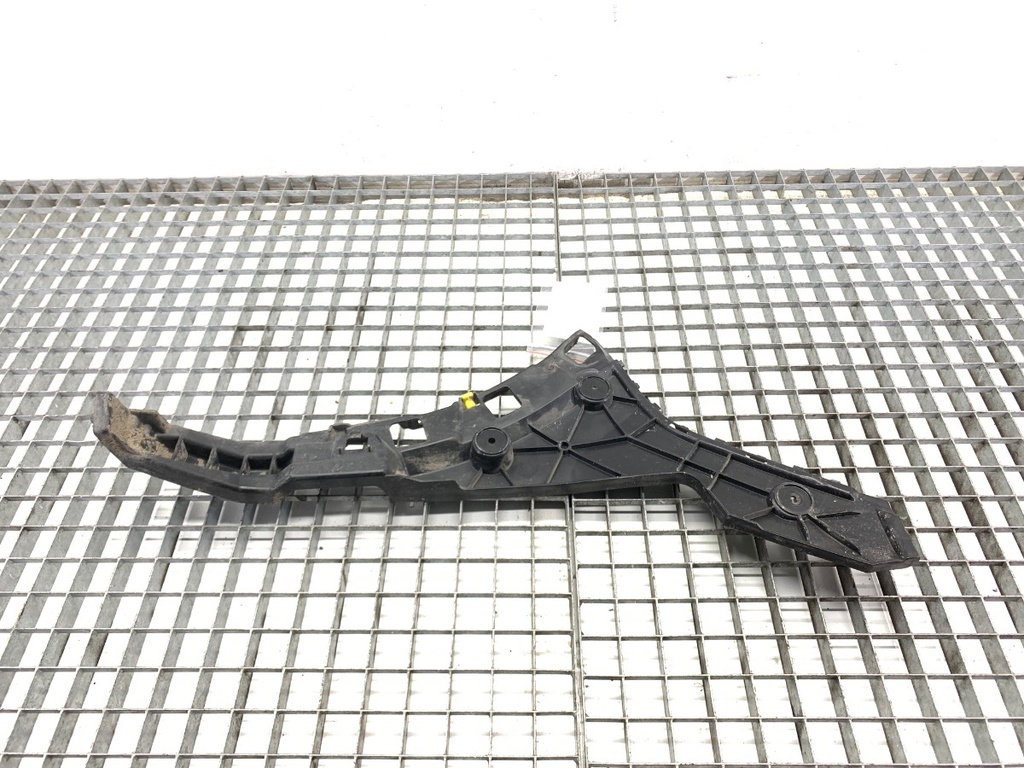 [STARK-865269] Guía de parachoques trasera derecha Audi Q4 Sportback (F4N)