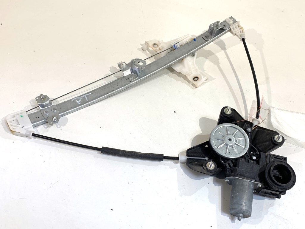 [STARK-874484] Elevalunas trasero derecho Toyota Yaris