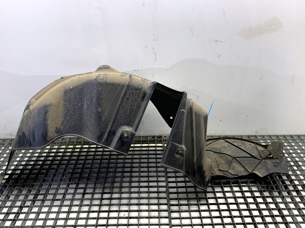 [STARK-874492] Panel de suelo trasero derecho Toyota Yaris