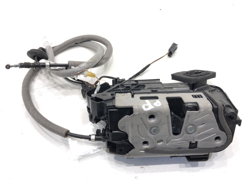 [STARK-876609] Cerradura de puerta delantera derecha Cupra Formentor (KM7)