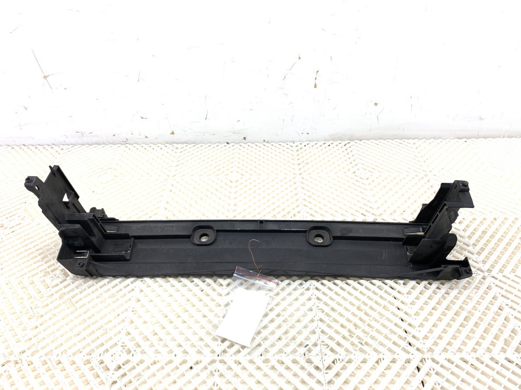 [STARK-880444] Refuerzo superior BMW Serie 5 Touring (F11)