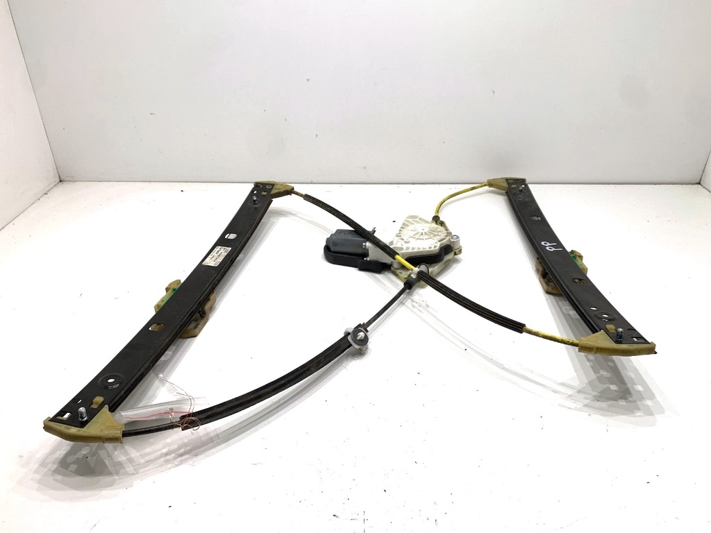 [STARK-882652] Elevalunas delantero derecho Audi A8 D4