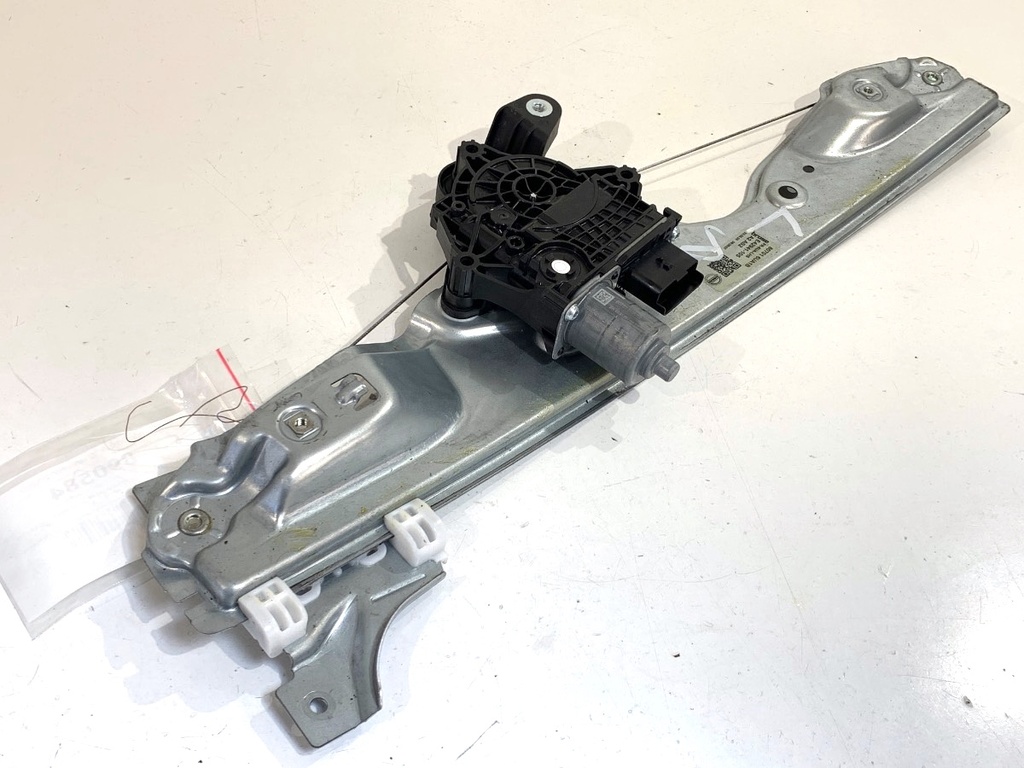 [STARK-890584] Elevalunas delantero izquierdo Nissan Qashqai III