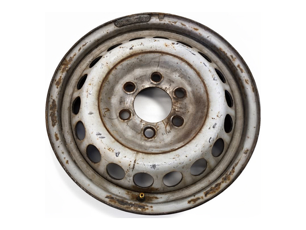 [STARK-901962] Llanta de acero 16 pulgadas Mercedes-Benz Sprinter 3,5-t (B906)