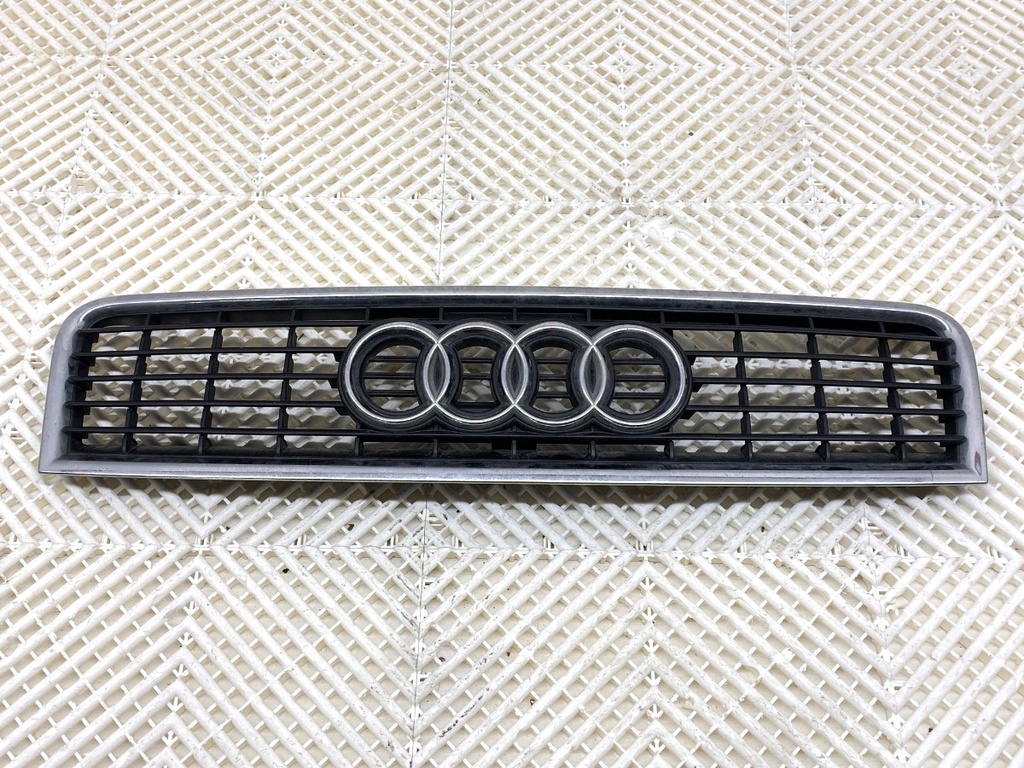 [STARK-904261] Rejilla de parachoques Audi A4 B6 (8E2)