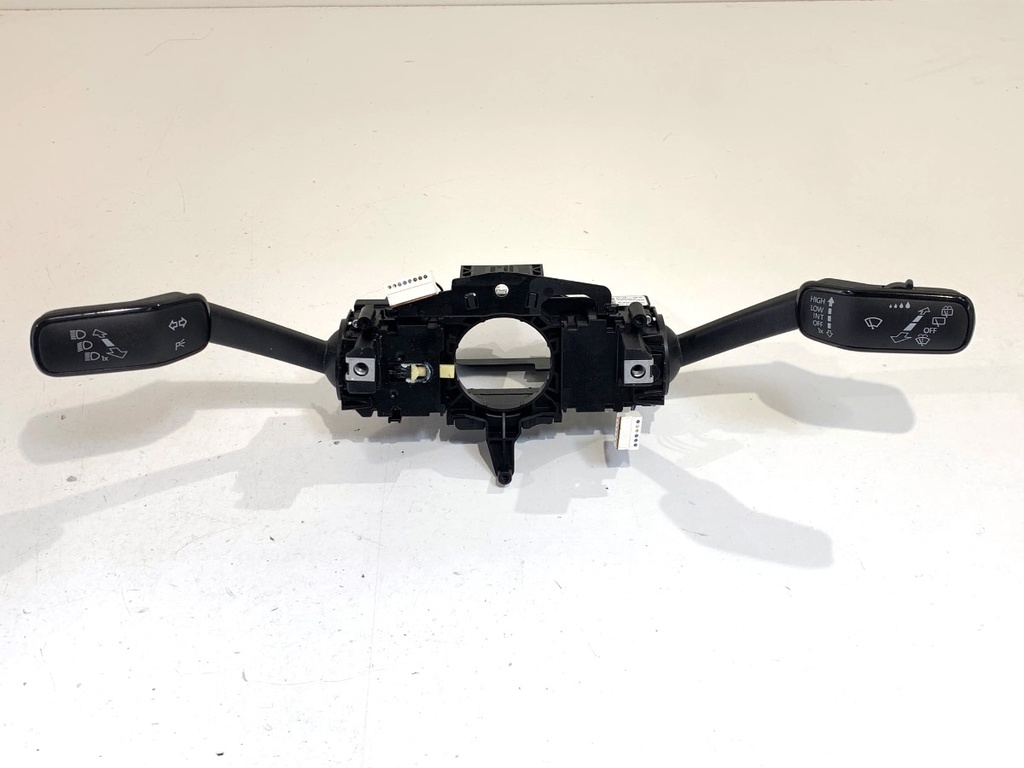 [STARK-897881] Mando combinado Seat Ateca (KH7, KHP)