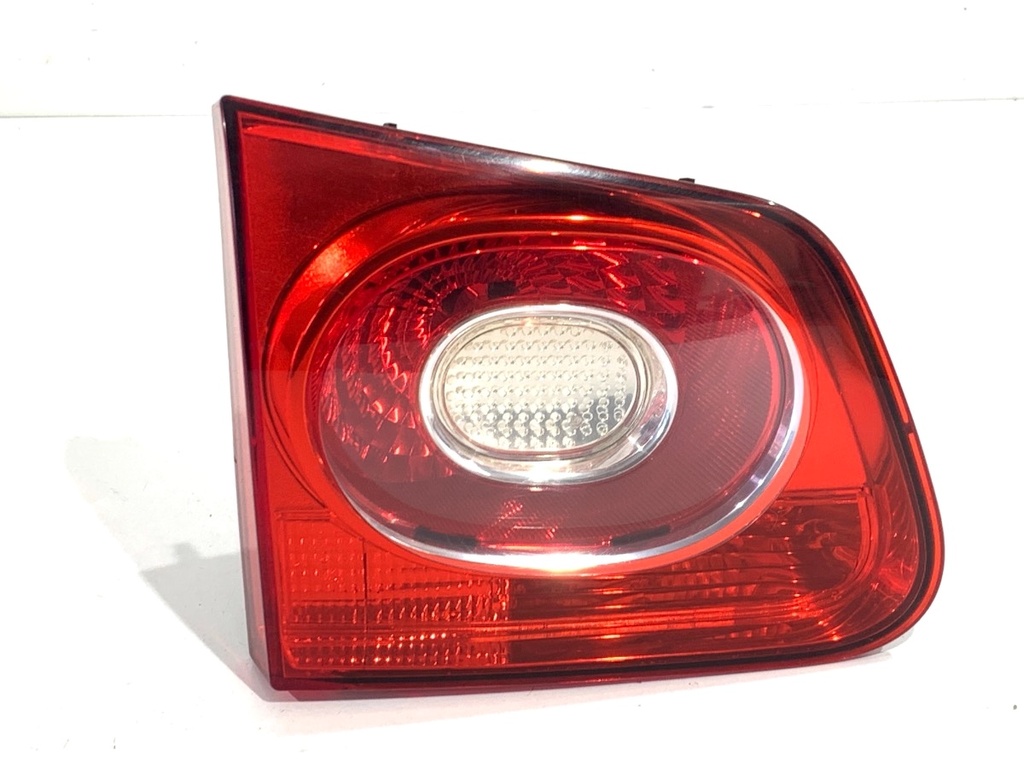 [STARK-914649] Piloto trasero izquierdo VW Tiguan (5N)