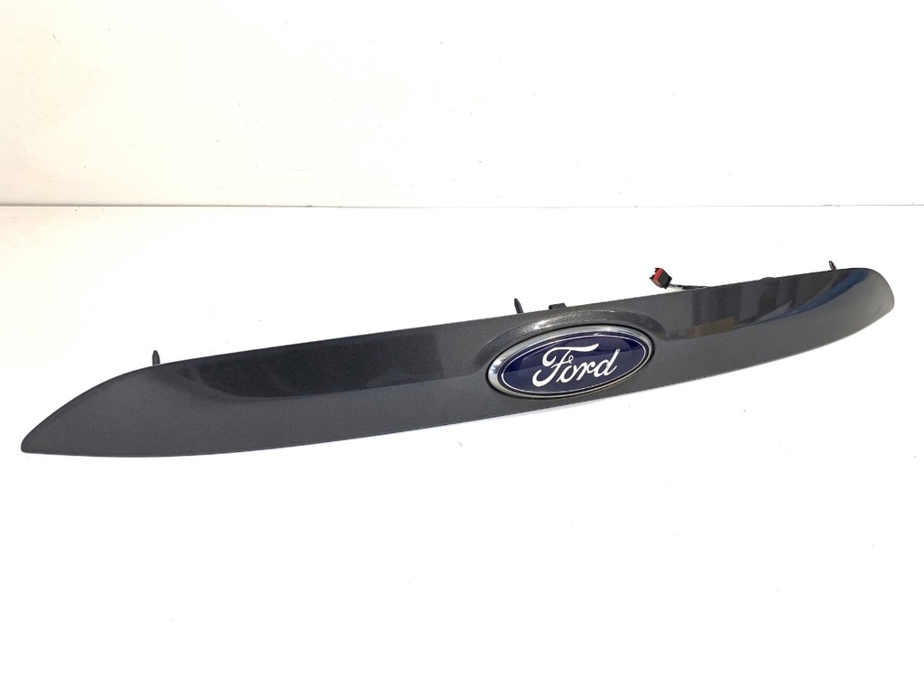 [STARK-914451] Moldura de portón trasero Ford Kuga II (DM2)