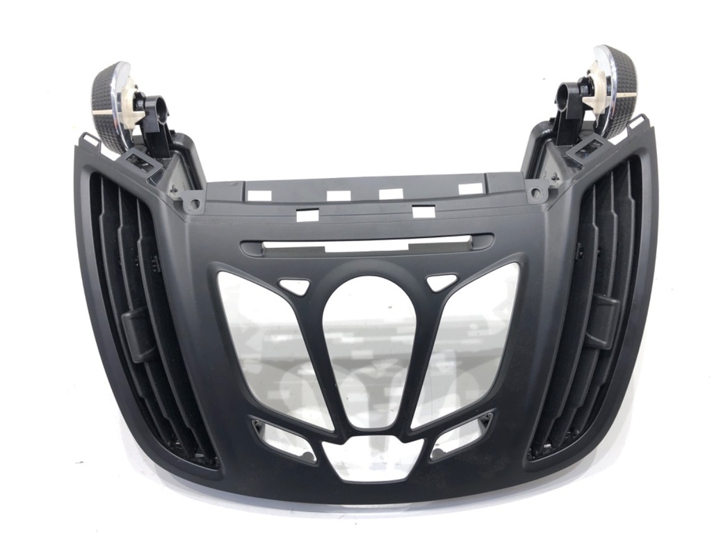 [STARK-914676] Rejilla de ventilación Ford Kuga II (DM2)