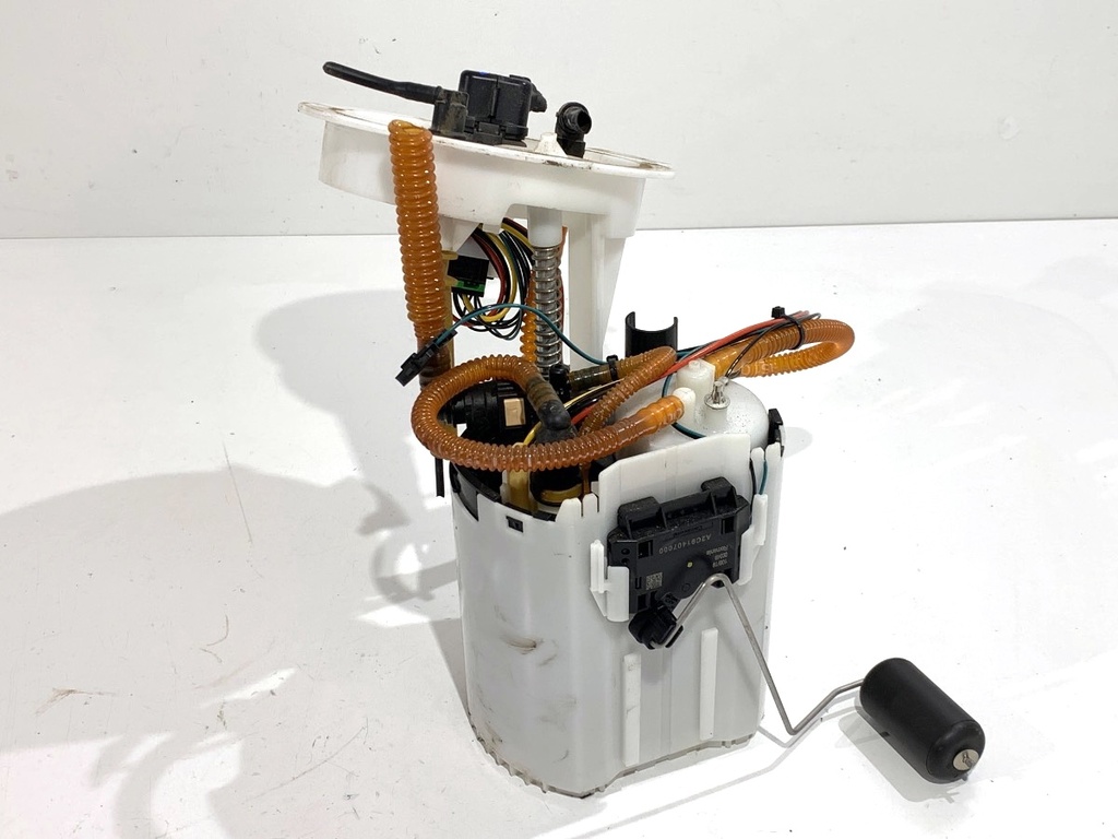 [STARK-831991] Bomba de combustible VOLVO S90 II (234) 2016-2022 T8 Hybrid AWD 223 kW 31465817