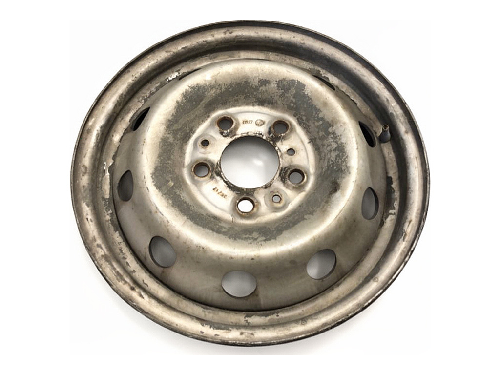 [STARK-927728] Llanta de acero 15 pulgadas Peugeot Boxer