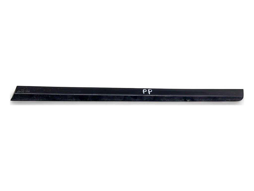 [STARK-929435] Moldura de puerta delantera derecha SEAT EXEO (3R2)