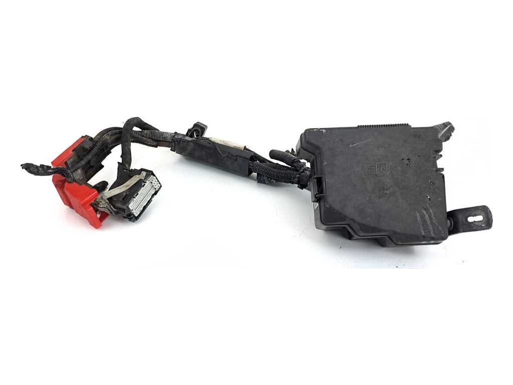 [STARK-930203] Caja de fusibles Ford B-Max (JK)
