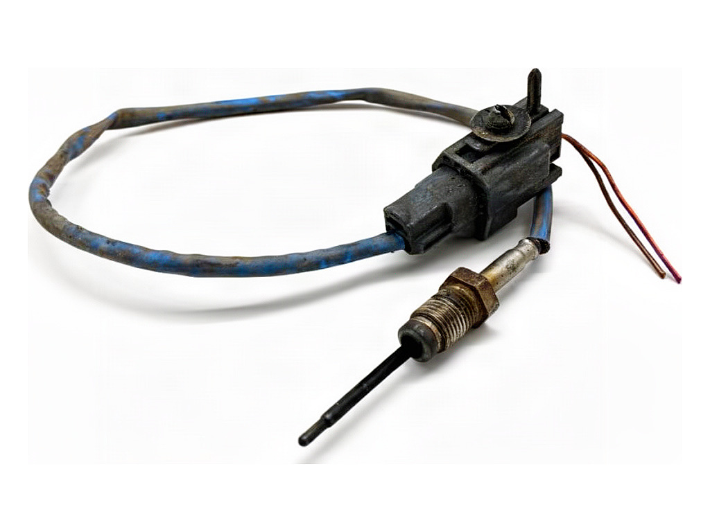 [STARK-940286] Sensor de temperatura de combustible Ford Kuga I