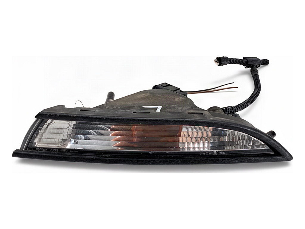 [STARK-940727] Intermitente delantero izquierdo VW Scirocco III