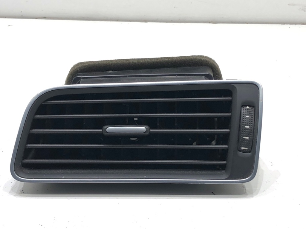 [STARK-813835] Rejilla de ventilación delantera izquierda VW Passat B7 (A32, A33) 2011-2022