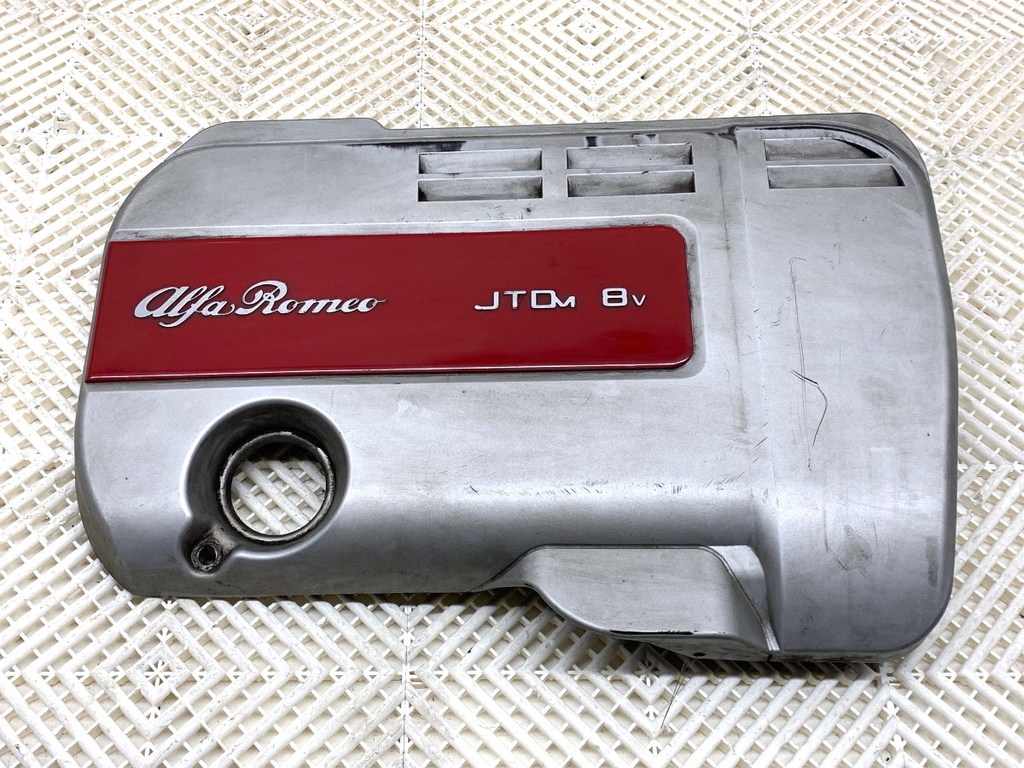 [STARK-814271] Tapa de motor ALFA ROMEO 159 Sportwagon (939_) 1.9 JTDM 16V 110 kW (150 CV) 2005-2011