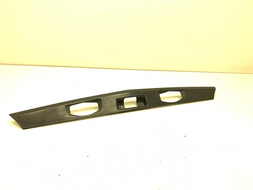 [STARK-815548] Molduras y parachoques portón trasero HONDA ACCORD VIII Kombi (CW) 2008-2022