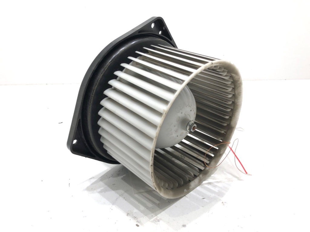 [STARK-817599] Motor de ventilación de admisión SUZUKI GRAND VITARA II (JT, TE, TD) 1.9 DDiS 95 kW (129 CV)