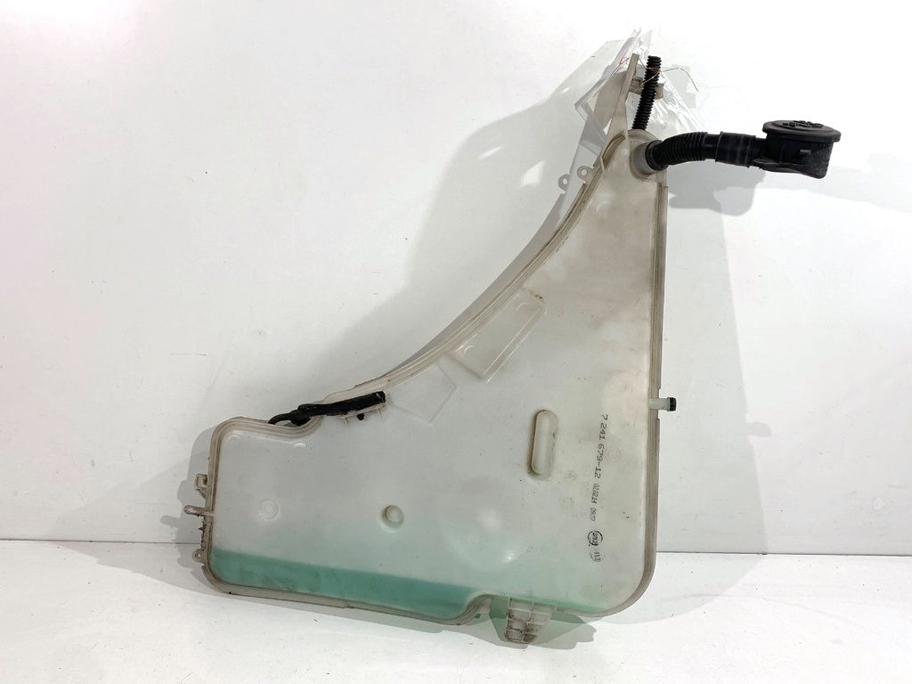 [STARK-818433] Depósito de líquido limpiaparabrisas BMW 4 Coupé (F32, F82) 2013-2022