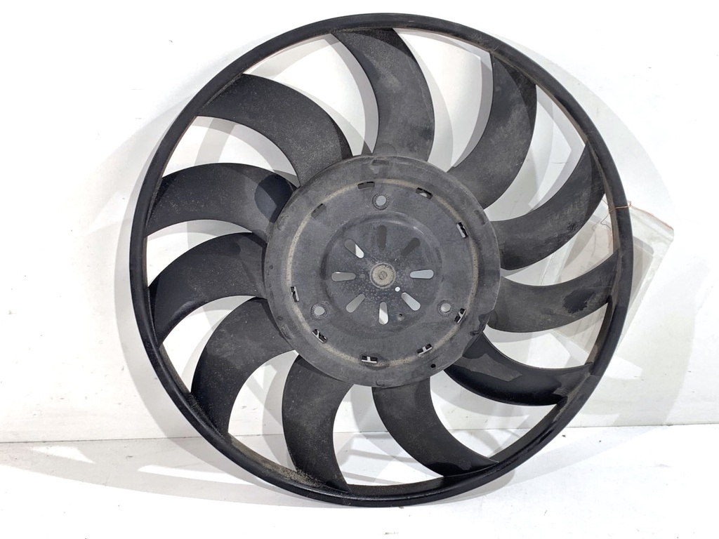 [STARK-818837] Ventilador de radiador de aire acondicionado Audi A8 D4 (4H2,4H8,4HC,4HL) 2009-2018