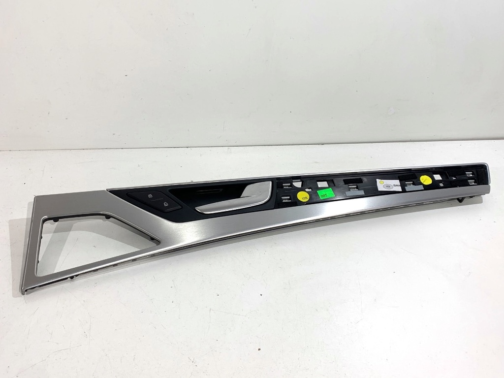 [STARK-818958] Tira decorativa interior AUDI A8 D4 (4H2, 4H8, 4HC, 4HL) 2009-2018 - Referencia OEM 4H0867470