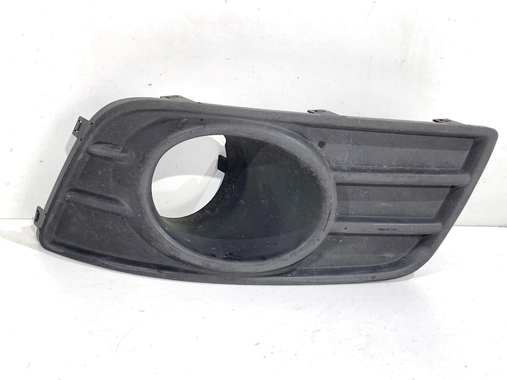 [STARK-819127] Rejilla de parachoques delantera izquierda SUZUKI SX4 (EY, GY) 2006-2022