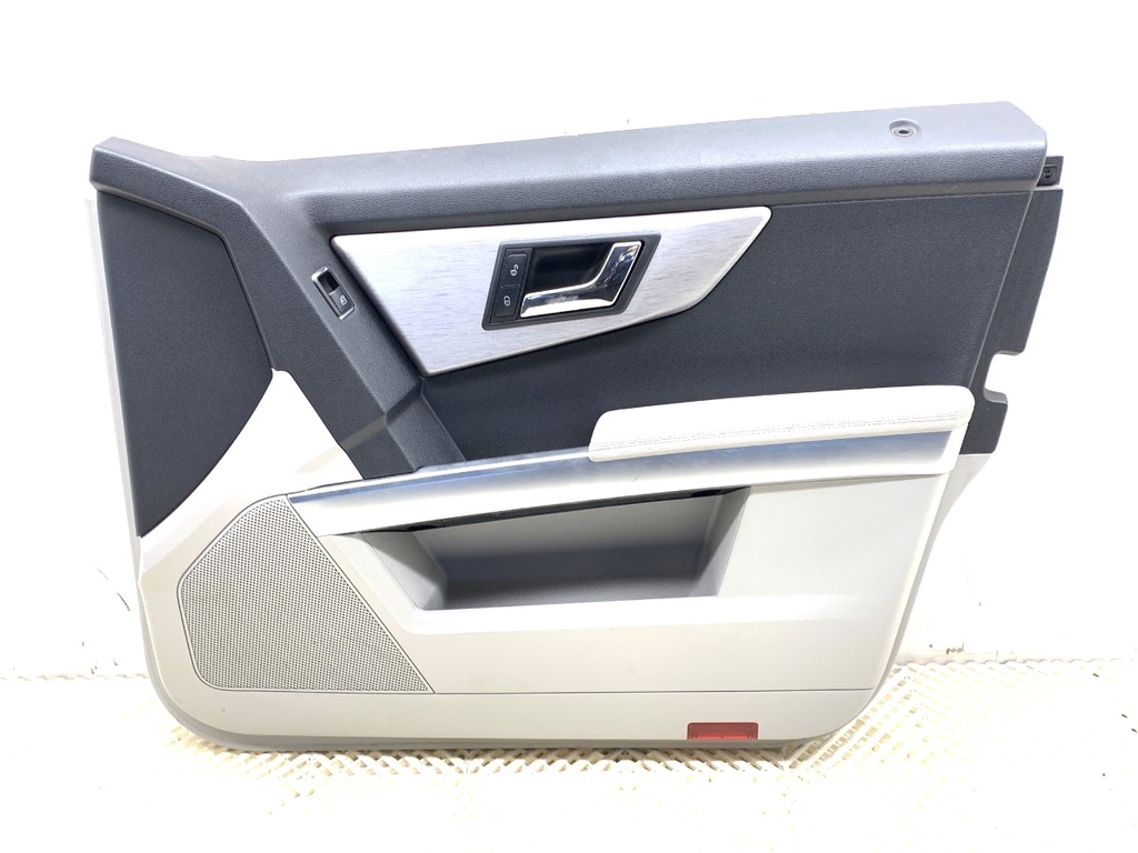 [STARK-819431] Panel de puerta delantero derecho Mercedes-Benz Clase GLK (X204) 2008-2015