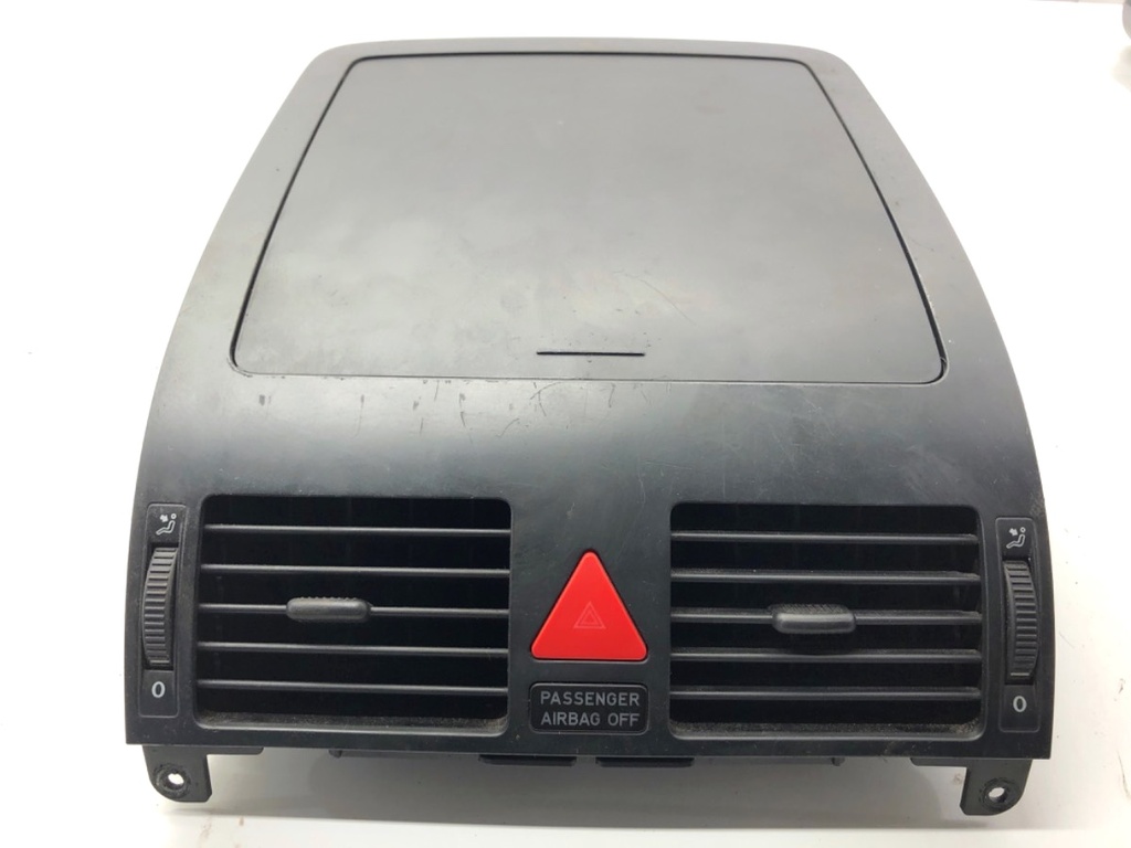 [STARK-819802] Rejilla de entrada de aire frontal VW Touran (1T1, 1T2) 2003-2010