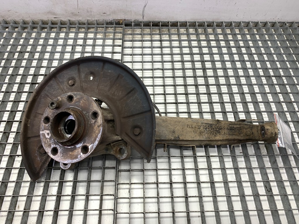 [STARK-820305] Mangueta delantera derecha VW Touareg (7LA, 7L6, 7L7) 2002-2013