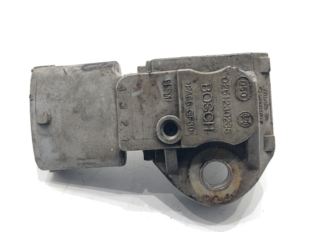 [STARK-822293] Sensor de presión de combustible para Volvo S80 II 4.4 V8 AWD gasolina 2006-2012