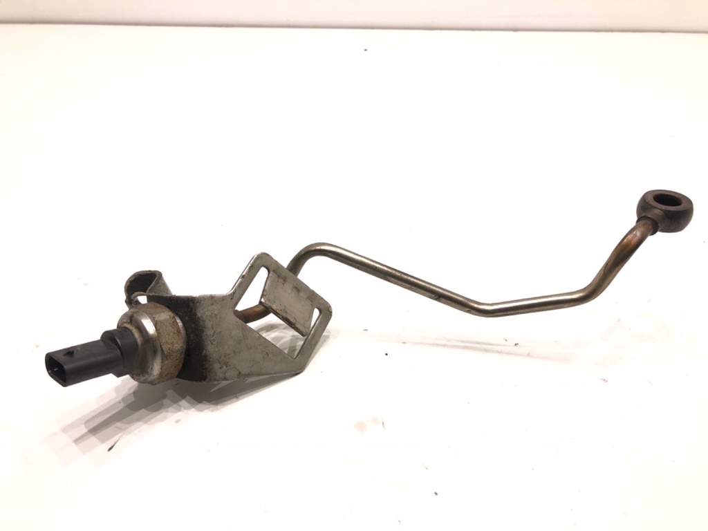 [STARK-823417] Sensor de presión de combustible VOLVO V60 I 2.0 D3 110 kW