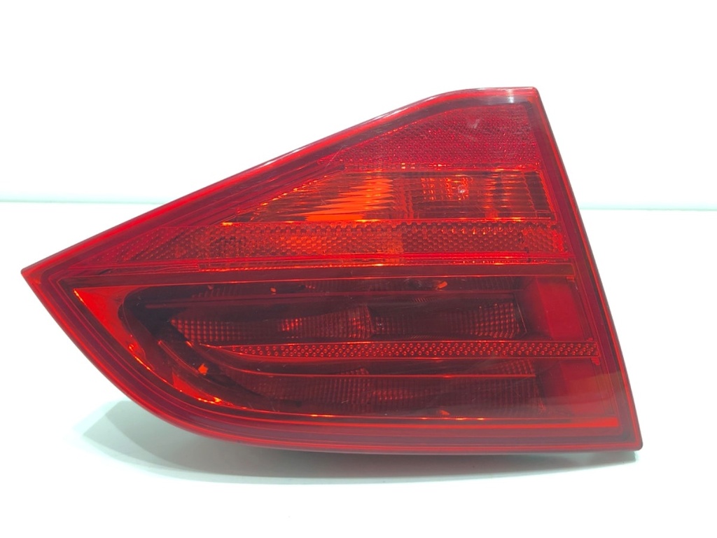 [STARK-823819] Piloto trasero izquierdo AUDI A4 B8 Avant (8K5) 2007-2015
