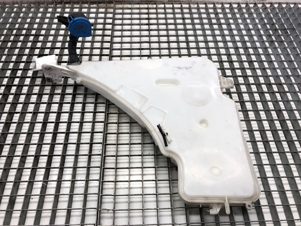 [STARK-826111] Depósito de líquido lavaparabrisas para BMW Serie 3 Gran Turismo F34 2012-2022 320i