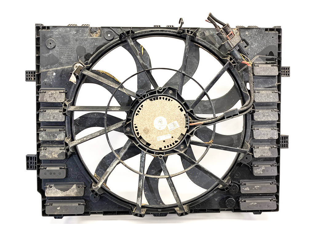 [STARK-925972] Ventilador de radiador Porsche Cayenne (92A) 3.6 220 kW 2010-2022